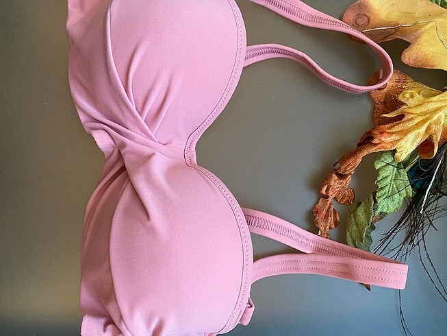 Penti 80B tiwist model bikini üstü kaplı ürün