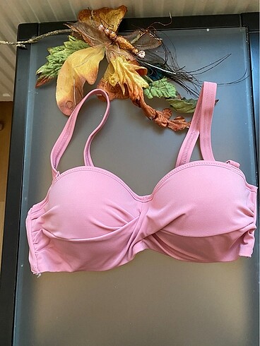 80B tiwist model bikini üstü kaplı ürün