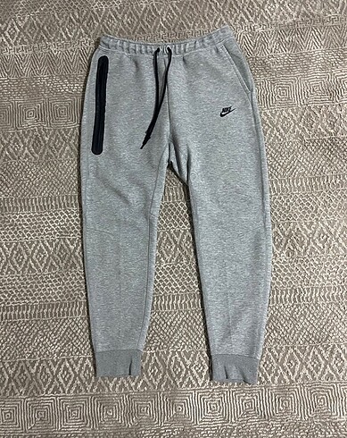 nike tech fleece