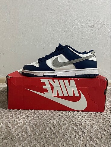 NİKE DUNK LOW