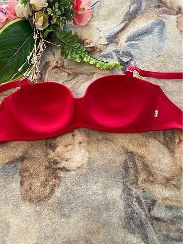 l Beden kırmızı Renk Lotus bikini üst