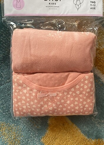 HelloBaby 11-12 Yaş