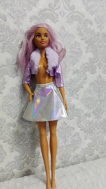 Barbie bebek