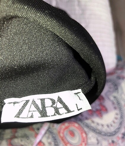 l Beden Zara tayt likralı