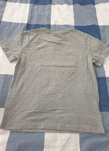 12-13 Yaş Beden gri Renk Erkek çocuk tshirt 12 yaş Hummel