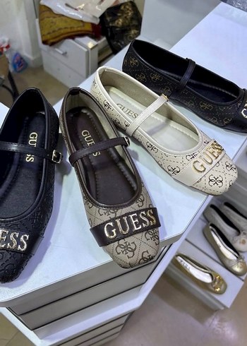 Guess Kadın Beyaz Nakışlı Tokalı Babet - Görsel 6