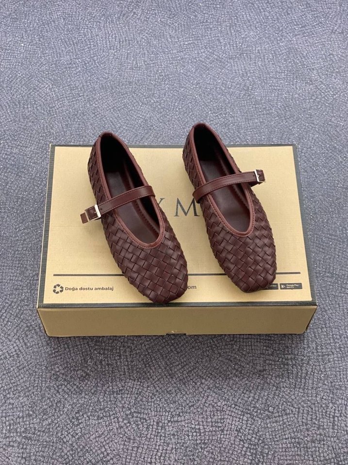 Kahverengi Örgü Desenli Tokalı Kadın Babet BEYMEN - Görsel 3