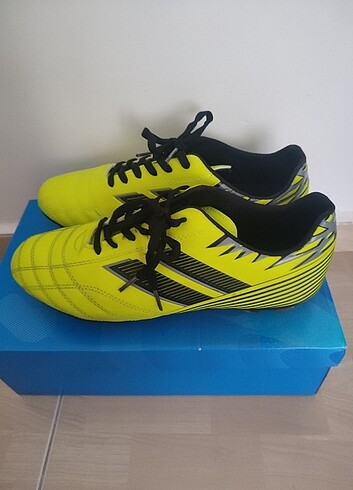 Krampon halı saha ayakkabısı - Görsel 4