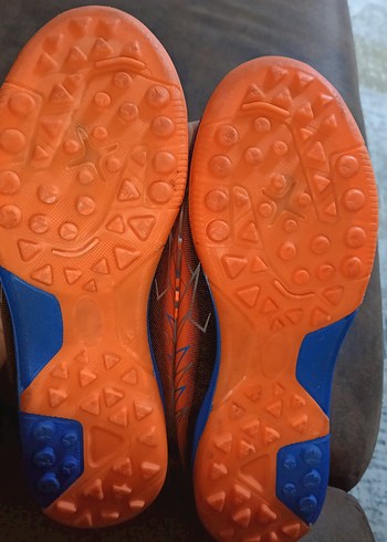Turuncu Bağcıklı Erkek Futbol Ayakkabısı 34 numara - Görsel 3