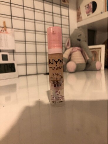 nyx bare with me 02 light