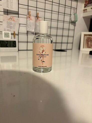 Beden yves rocher kiraz çiçeği parfüm