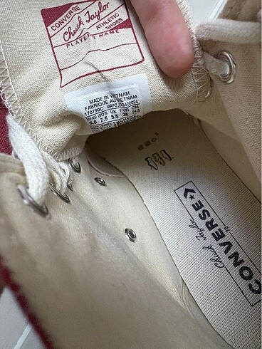 38 Beden kırmızı Renk converse chuck 70 nar çiçeği