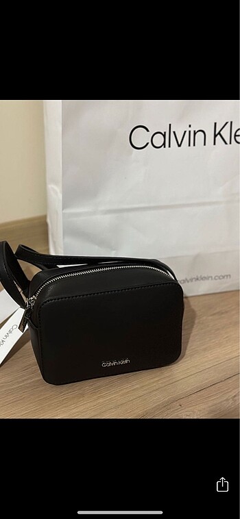 Calvin klein kadın askılı çanta