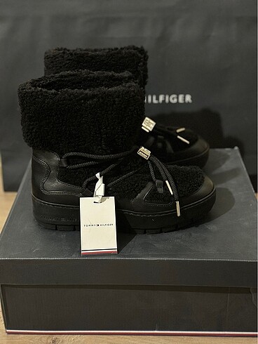 37 Beden Tommy hilfiger bot