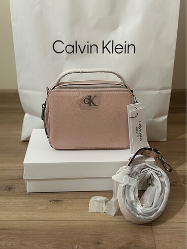Calvin Klein çanta