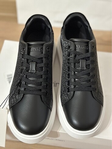 37 Beden Calvin Klein spor ayakkabı