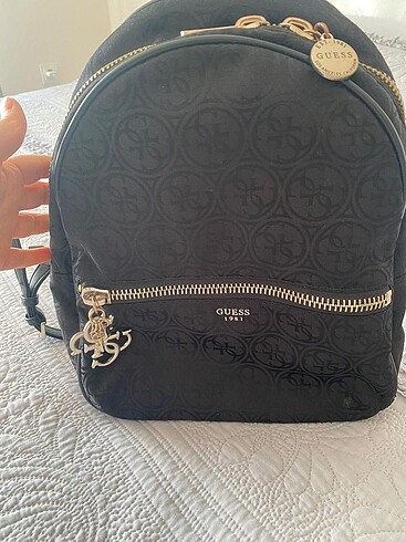 Guess çanta
