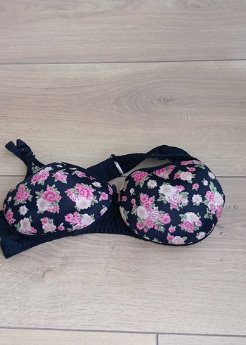 Çiçek Desenli Kadın Bikini Üstü