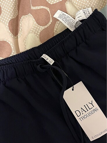 Stradivarius lacivert keten pantolon