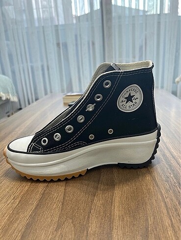 Converse WANDERSON