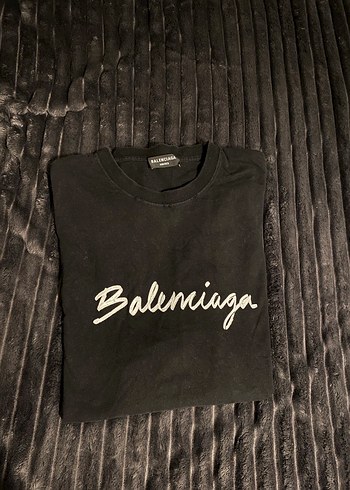 Balenciaga l