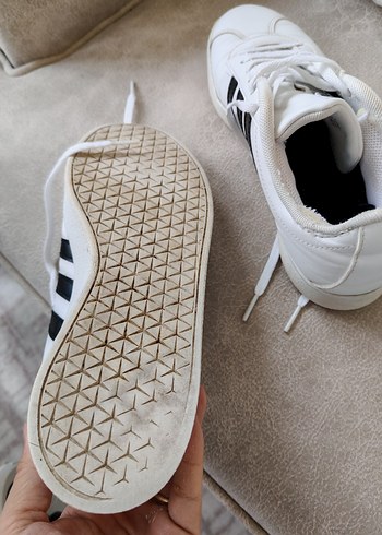 38 Beden beyaz Renk Adidas Beyaz Kadın Spor Ayakkabı