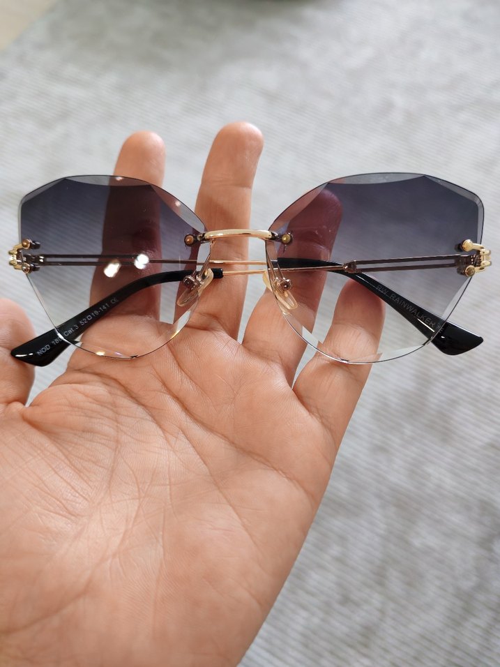 Gri Transparan Kadın Gözlüğü - Görsel 2