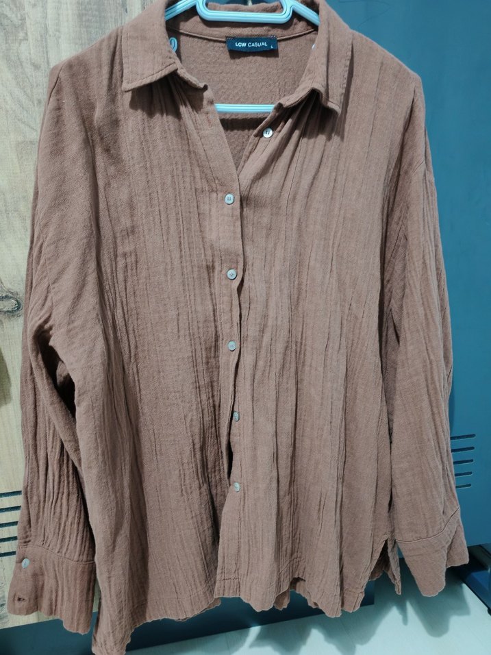 Düğmeli Kahverengi Kadın muslin gomlek - Görsel 2