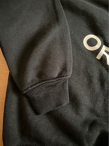 9 Yaş Beden siyah Renk Zara sweatshirt