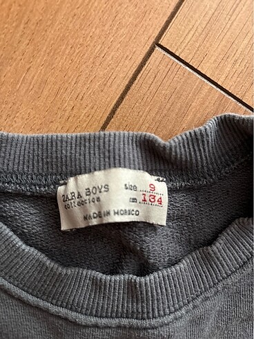 9 Yaş Beden Zara 9 yaş sweatshirt