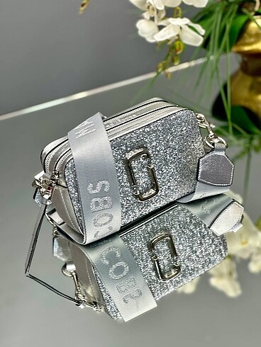 Marc Jacobs Çapraz çanta