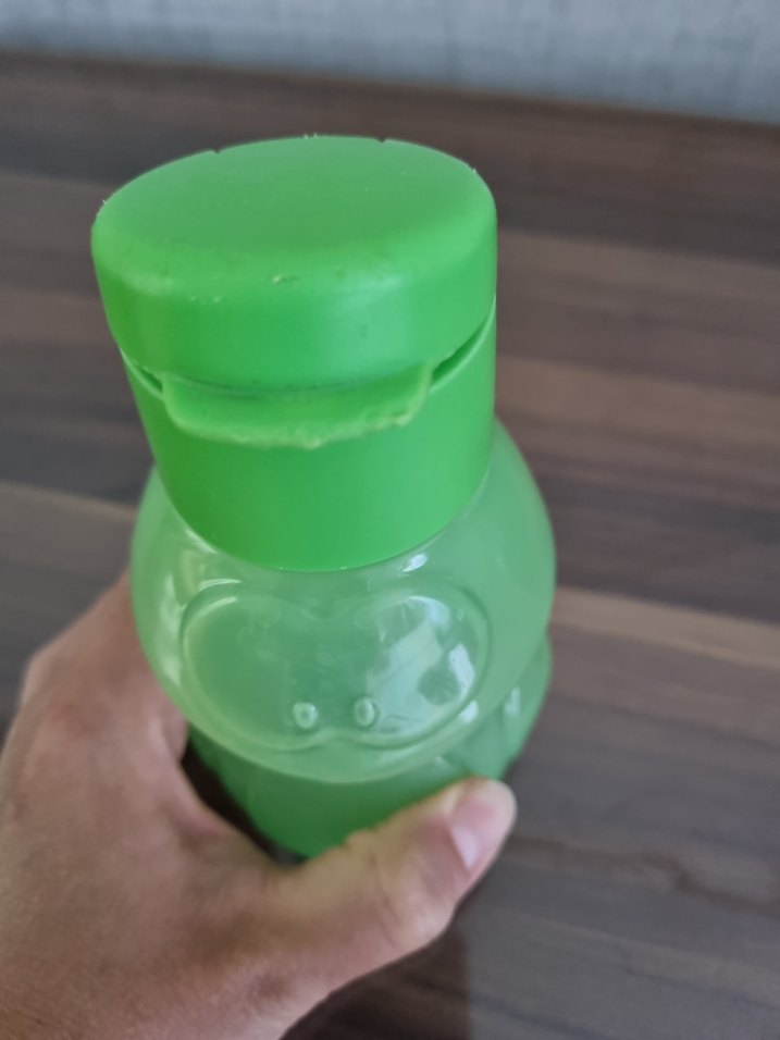 Tupperware 310 ml kurbağa figürlü şişe - Görsel 2