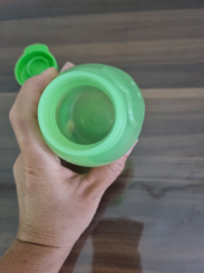 Tupperware 310 ml kurbağa figürlü şişe - Görsel 4
