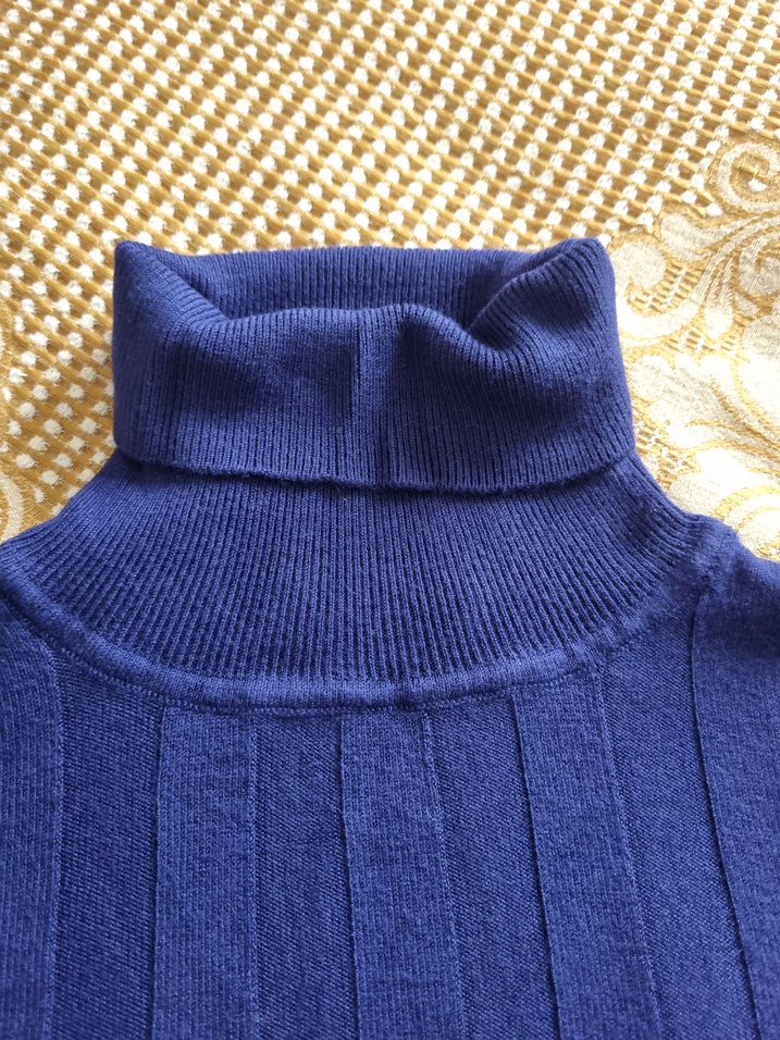 Mavi Boğazlı Örgü Kadın Kazak - Görsel 3