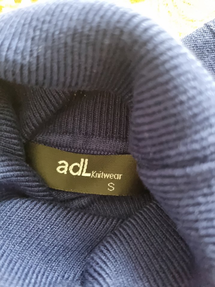 Mavi Boğazlı Örgü Kadın Kazak - Görsel 4