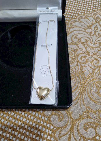 accessorize