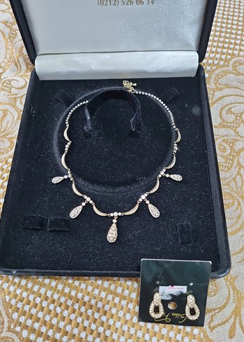 accessorize