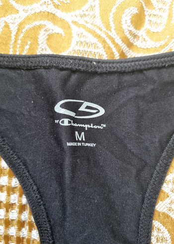 Beyaz ve Siyah Sporcu Sütyeni Seti - Görsel 7