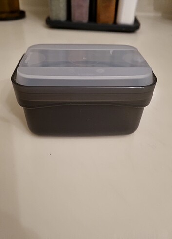 Tupperware Tupperware saklama kabı 