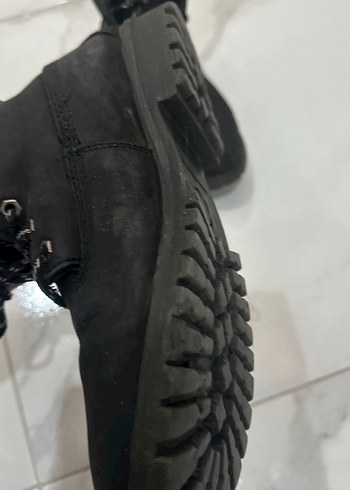 Siyah Kemerli Erkek Bot - Görsel 4