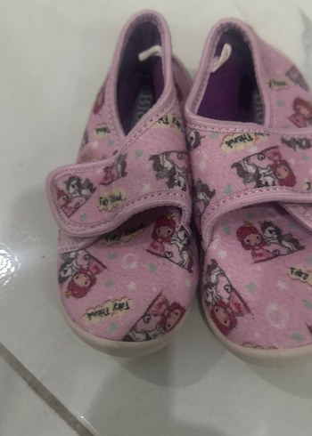 Kız Çocuk Pembe Desenli Cırt Cırtlı Terlik - Görsel 2