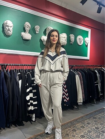 l Beden Oysho Eşofman Takımı