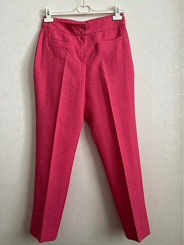 Pembe Pantalon