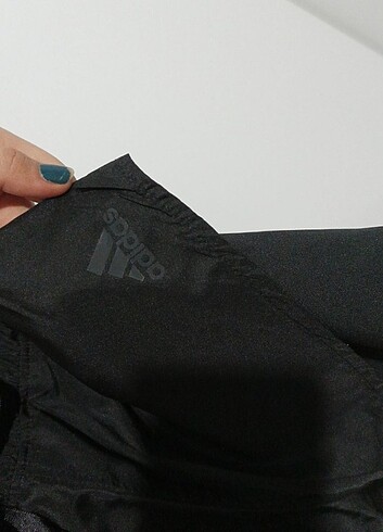Adidas Taytlı Spor Şortu