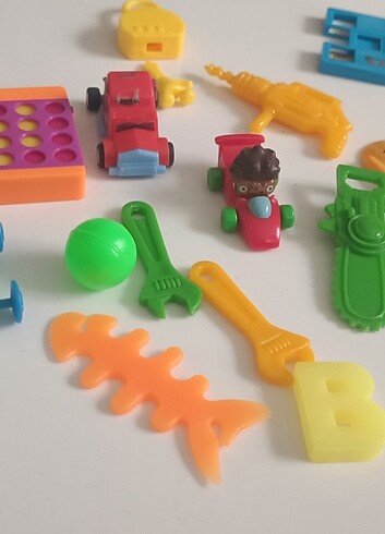 Beden Renk 28 parça toy box oyuncakları