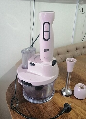 Az kullanılmış Beko marka mutfak robotu 