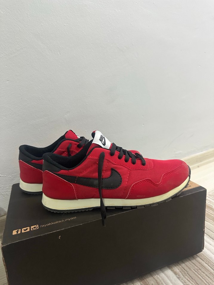 Nike Kırmızı erkek Spor Ayakkabı - Görsel 2