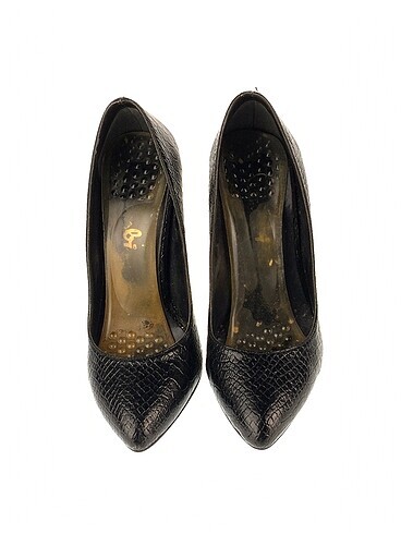 36 Beden PreLoved Stiletto %70 İndirimli.