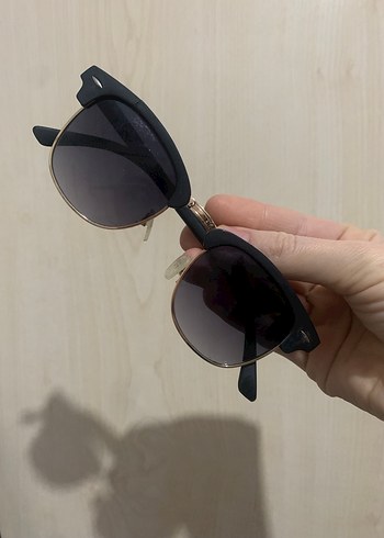 Siyah Minimalist Kadın Gözlüğü - Görsel 2