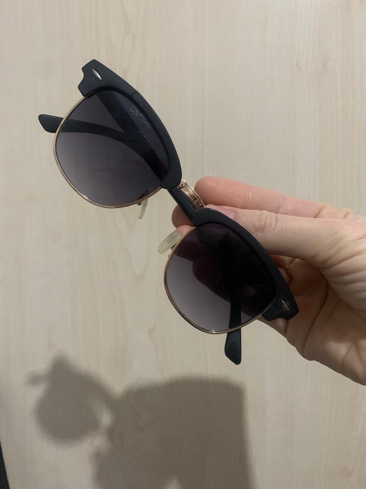 Siyah Minimalist Kadın Gözlüğü - Görsel 2